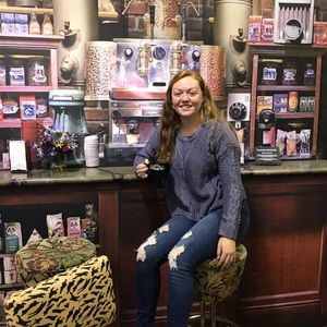 Meet your Posher, Marissa